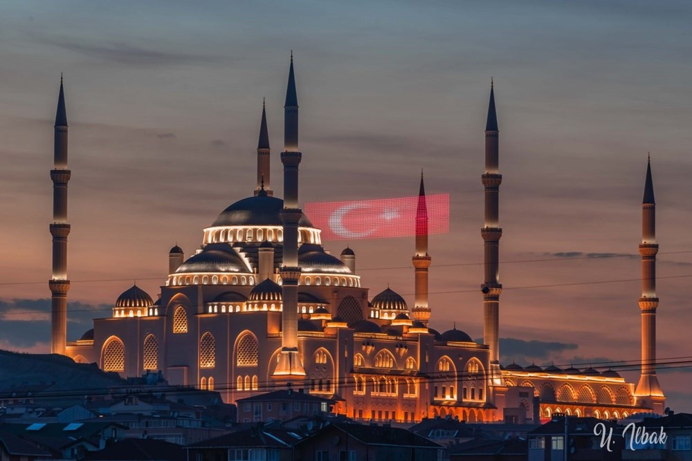 Read more about the article İslam’da İnsan Onurunun Kutsallığı